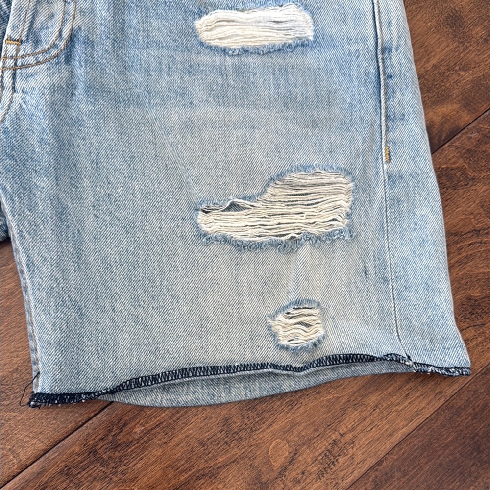 Light Blue Distressed Jean Shorts Cut-Off Style - Picture 4 of 8